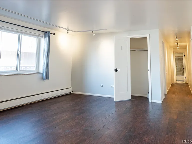 1245 Race St #307 — Photo 4