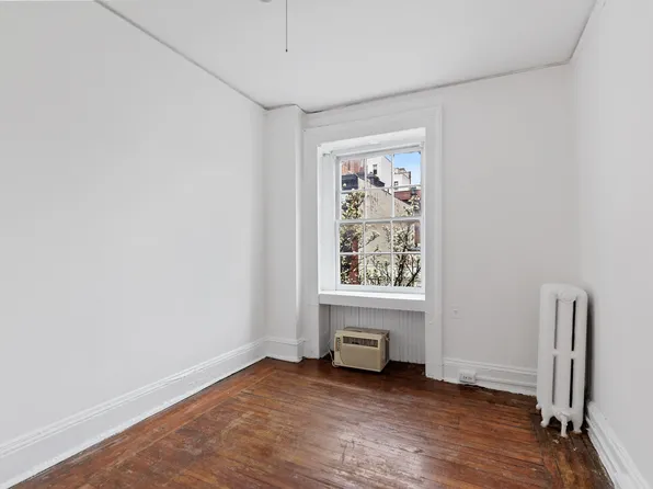 120 Montague Street image 1 of 4