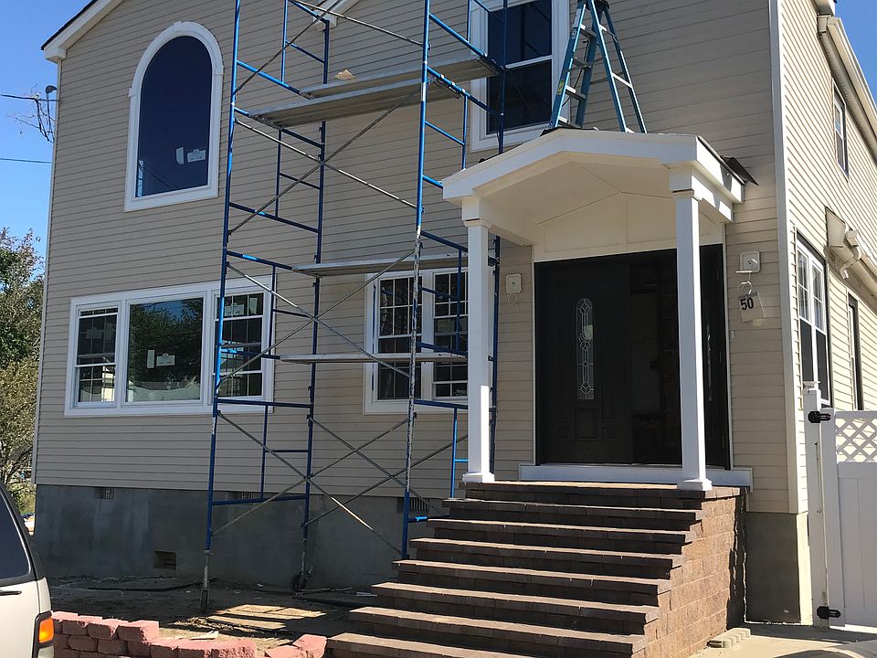 2nd image of 50 Boehmhurst Ave