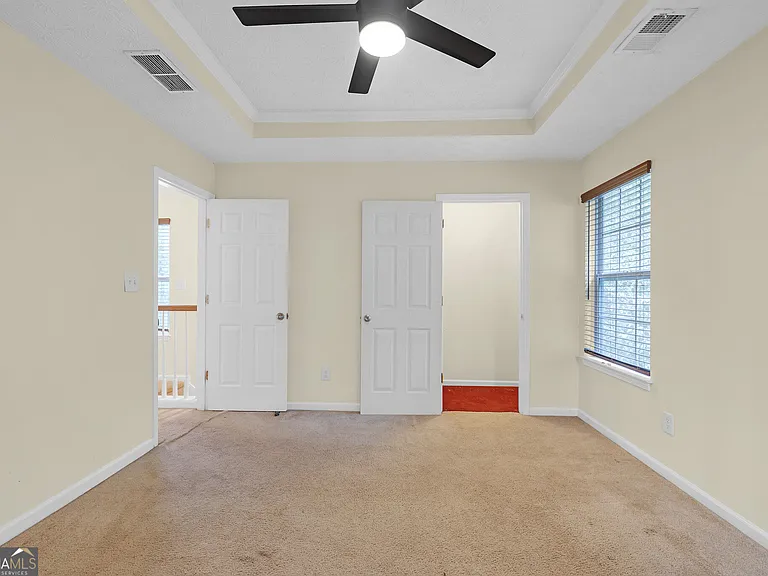 5475 Hampton Ct S — Photo 15