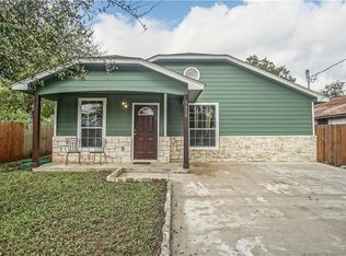 1610 Starcke St, Seguin, TX 78155