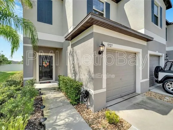 9727 Mulberry Marsh Ln, Sun City Center, FL 33573