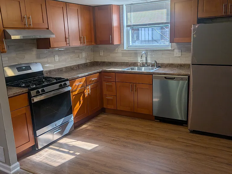 2116 Strahle St #1 — Photo 5
