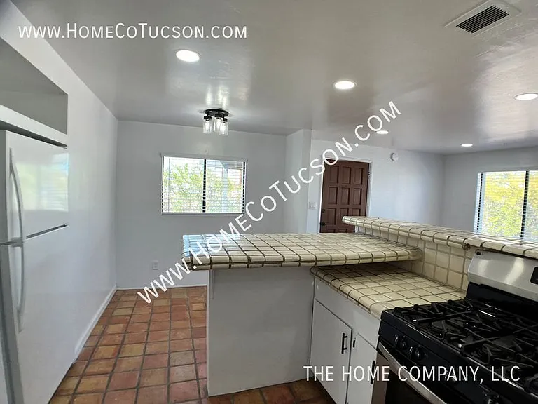 601 S Bryant Ave #B-A — Photo 13