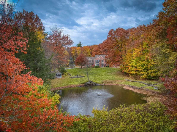 10 Maiden Lane, Bedford, NH 03110