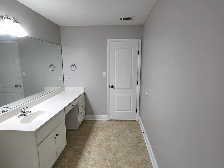 803 Landing Dr #1 — Photo 8
