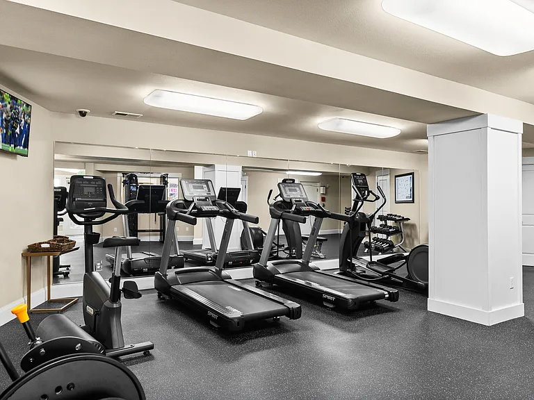 On-site fitness center with modern equipment