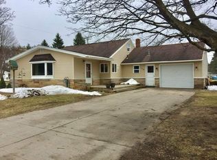 115 U Court Dr, Gaylord, MI 49735