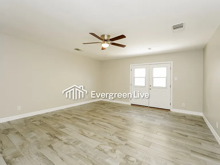 8907 Dakota Run — Photo 7