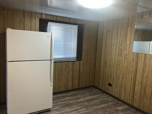 5th image of 1131 Orchard Ln