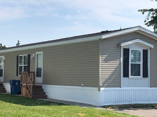 1st image of 7769 Kimberly Dr #210