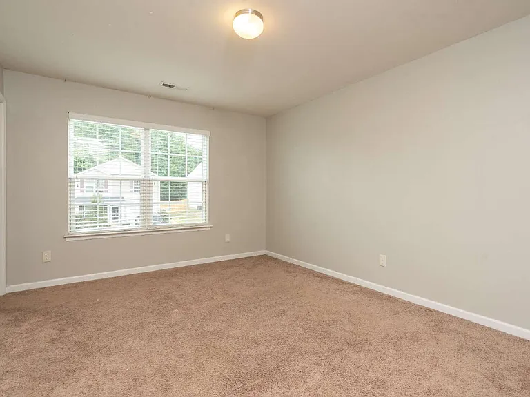 326 Azalea Dr — Photo 21