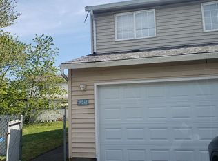 Van - 903 SE 152nd Ave, Vancouver, WA 98683