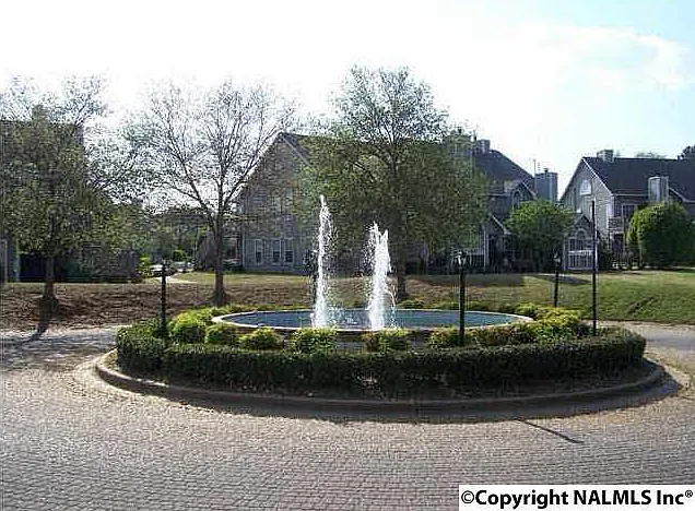 215 Waters Edge Ln — Photo 7