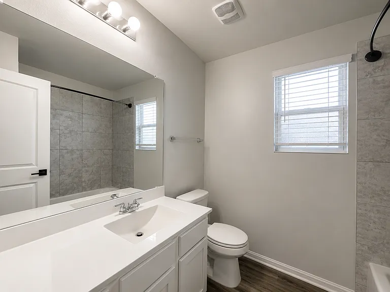 621 Xanadu Dr — Photo 14