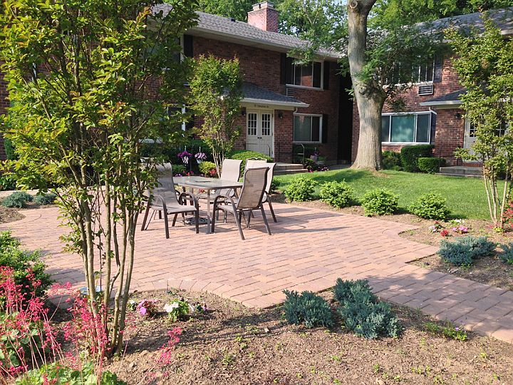 1st image of 141 Edmunton Dr APT G19