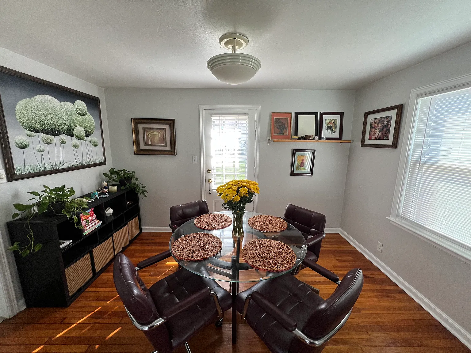 2 bed, 1.5 bath, 1377 sqft, $1,990 — Photo 4