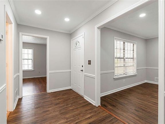 5th image of 4803 Elam Rd