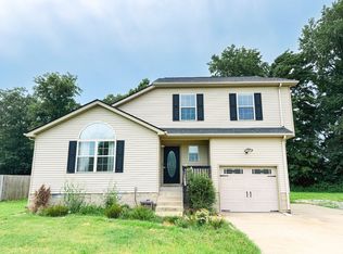 11252 Bell Station Rd, Oak Grove, KY 42262
