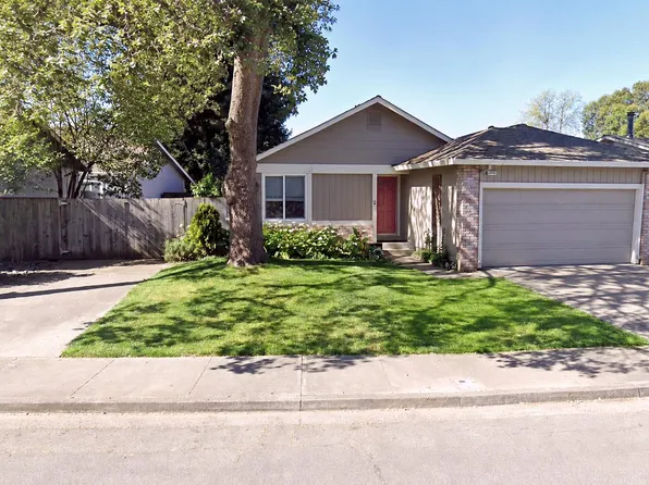 2486 Copperfield Drive, Santa Rosa, CA 95401