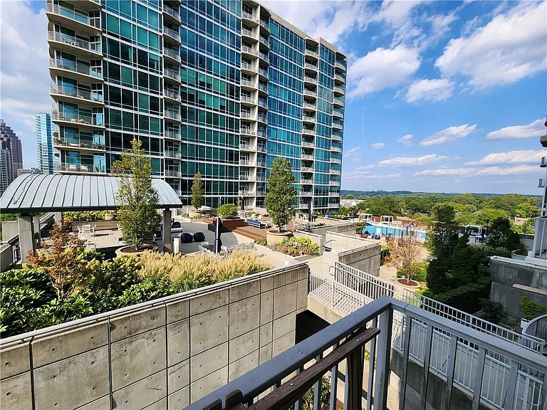 923 Peachtree St NE #928 — Photo 33