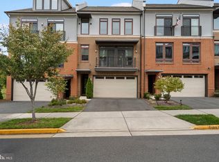 1711 Gray Shale Ter SE, Leesburg, VA 20175