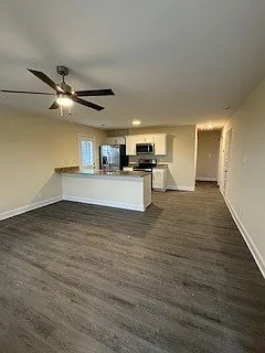 Building Photo - 105 Mace Ln #B