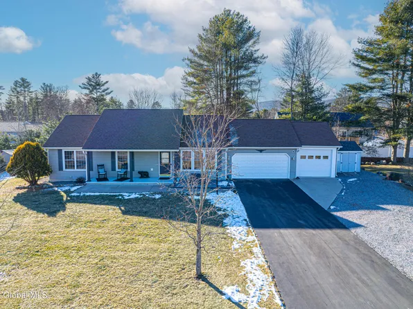3 Wiley Way, Corinth, NY 12822
