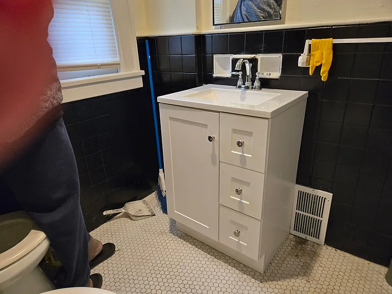 495 Webster Ave #1 — Photo 6