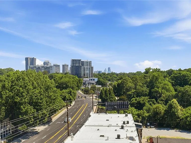 2285 Peachtree Rd NE #709 — Photo 31