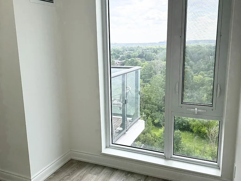 9618 Yonge St #1115 — Photo 7