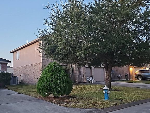 3rd image of 12222 Kings Garden Ct