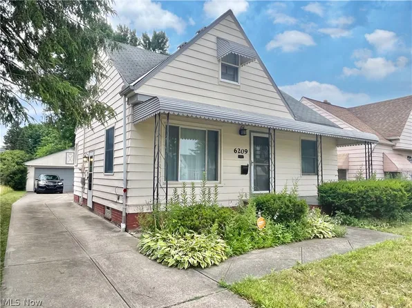 6209 Dunham Rd, Maple Heights, OH 44137