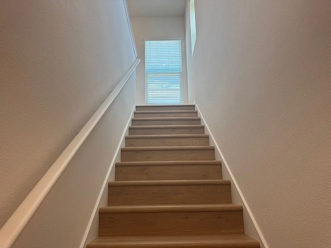 1 bed, 1.0 bath, 624 sqft, $1,600 — Photo 2