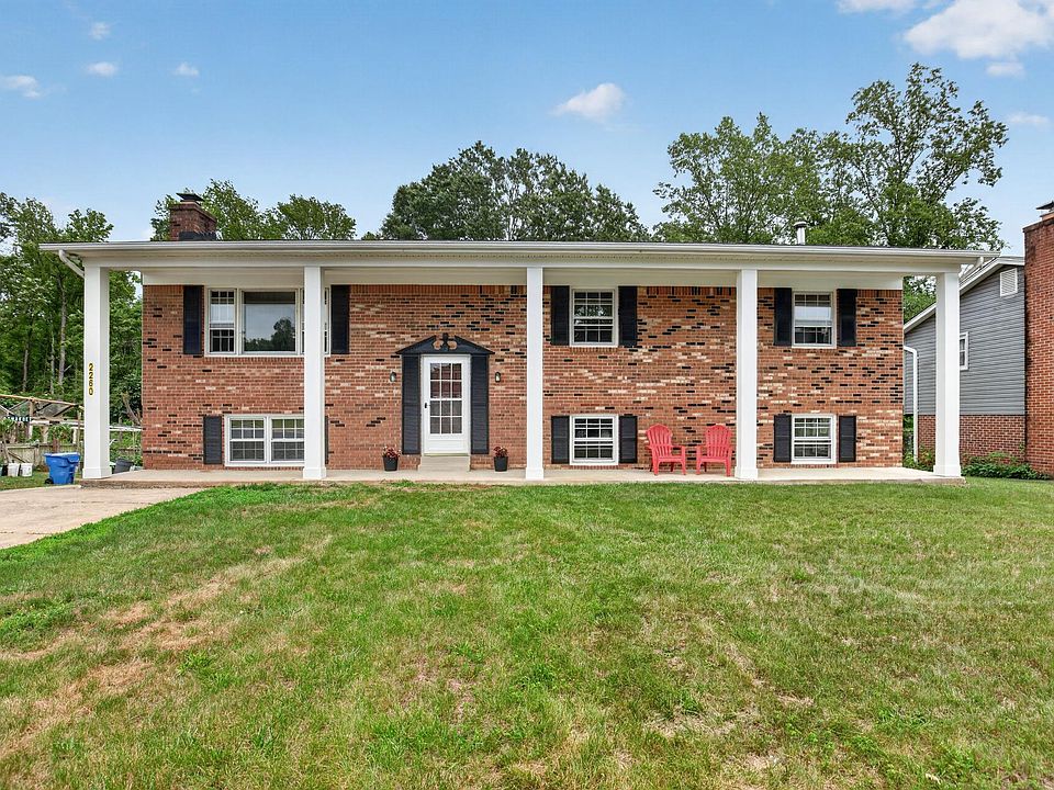 1st image of 2260 Bridle Path Dr
