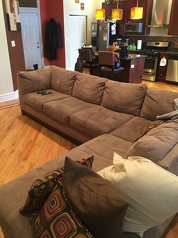 1st image of 5016 S King Dr APT 1E