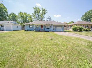 134 Sunrise Dr, Amherst, OH
