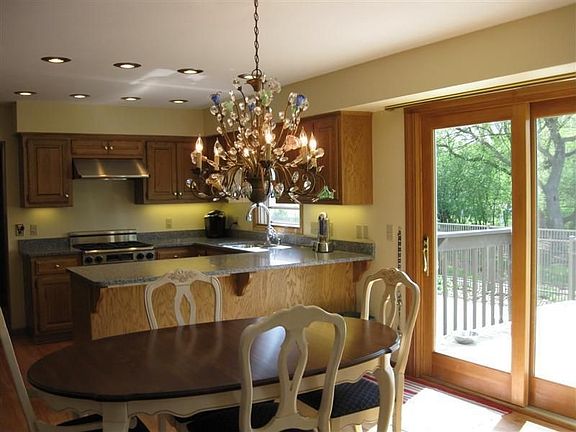 Kitchen / Breakfast Room