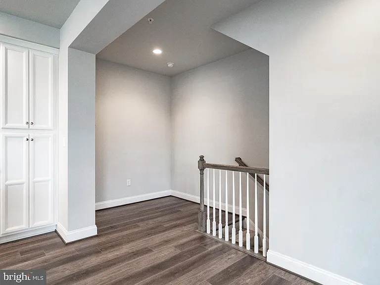 3211 Concord Way — Photo 18