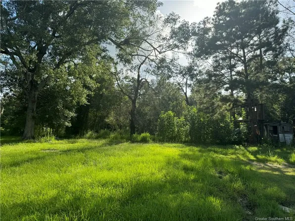 8084 Highway 101, Iowa, LA 70647