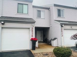 2524 W Village Dr #2524, Toledo, OH 43614