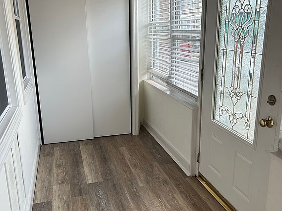 Porch with closet