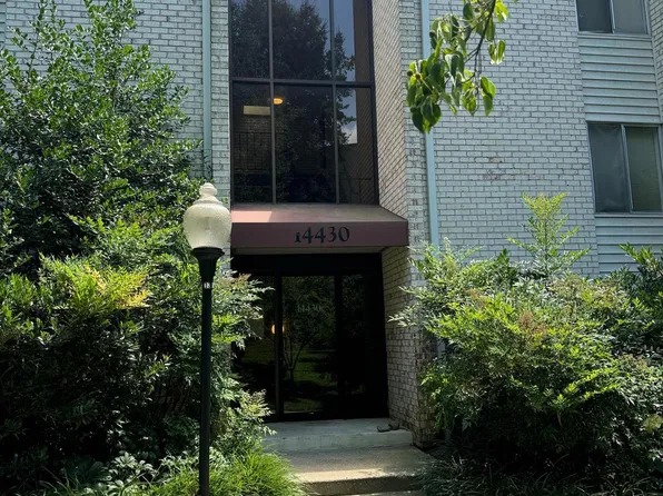 14430 Parkvale Rd #14430, Rockville, MD 20853