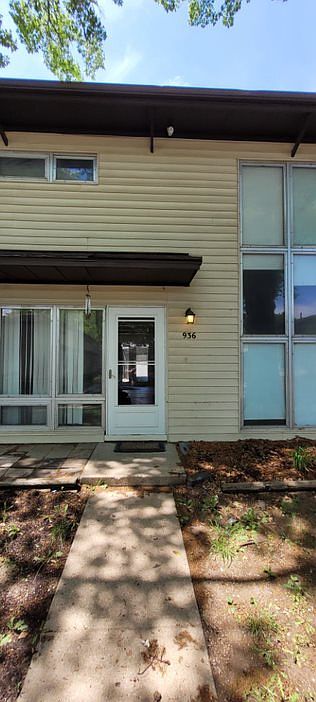 1st image of 936 N 71st St #936