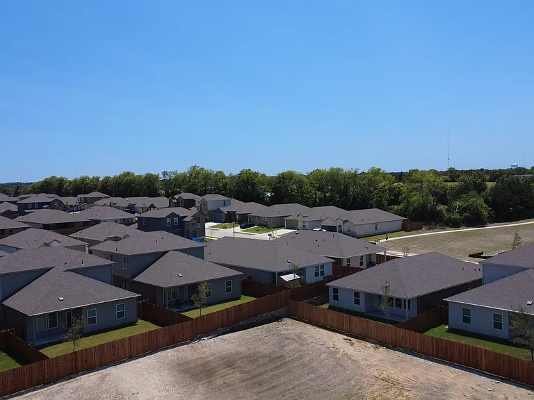 3412 Spur Run — Photo 44
