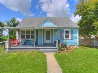 905 Hill St, Pulaski, VA 24301