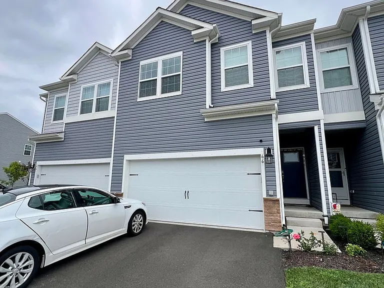 38 Fonthill Ct — Photo 3