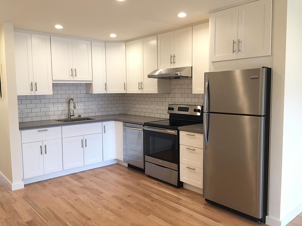 1st image of 2625 San Jose Ave #2