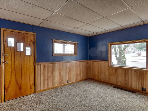 4th image of 237 S 5th St