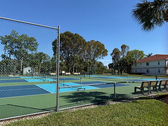 Pickleball Courts (6)